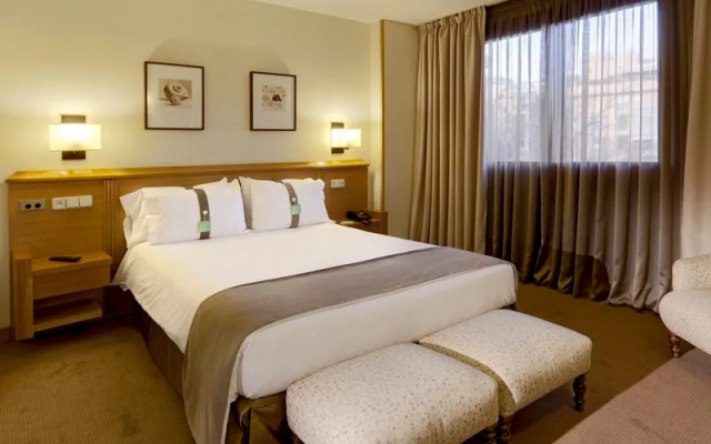 Hotel Acta Piramides