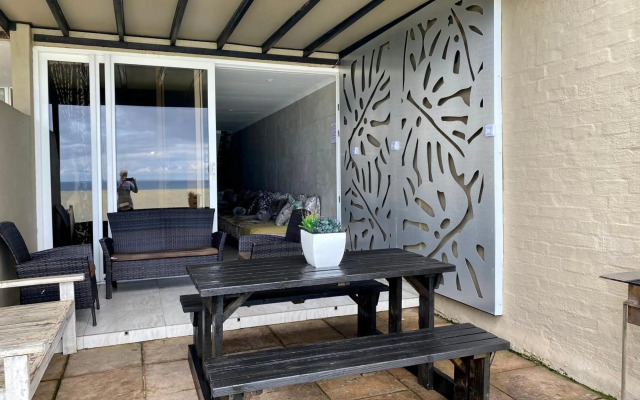 Sea front designer apartment