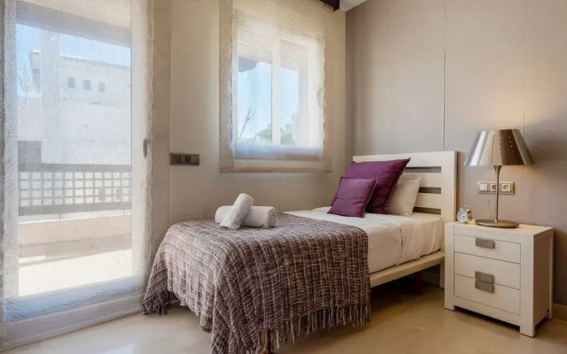 Stylish Apartment With Pool in Marbella - Ref M51