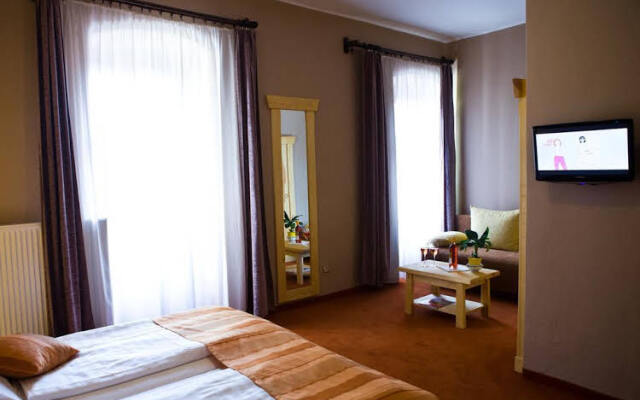 Hotel Gabriella