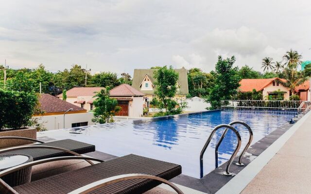 热带景观世元武里奈汉海滩公寓(Saiyuan Buri Nai Harn Beach by Tropiclook)