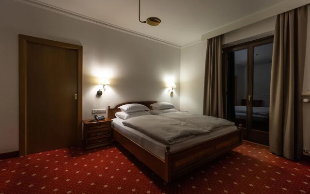 A.nett hotel