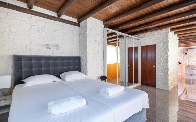 Unique Penthouse in Los boliches Ref 80