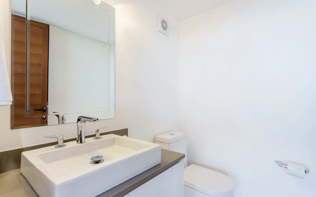 Oceana-413 by Playa District