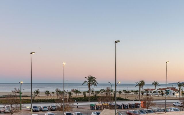 Apartment With 3 Bedrooms, sea Views and Pool