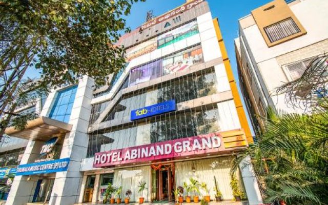 FabHotel Abhinand Grand