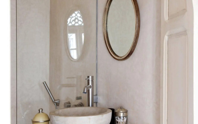 Riad Anata