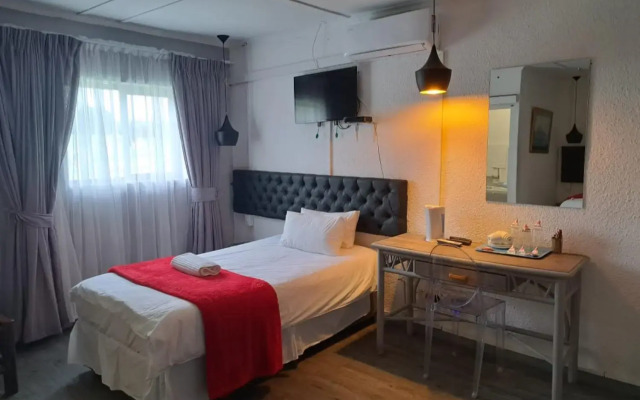 St Helena Bay Hotel
