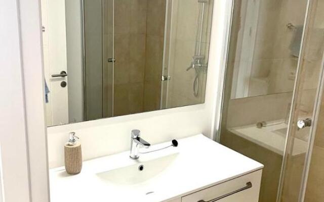 402 Sunrise, 517 Sunset