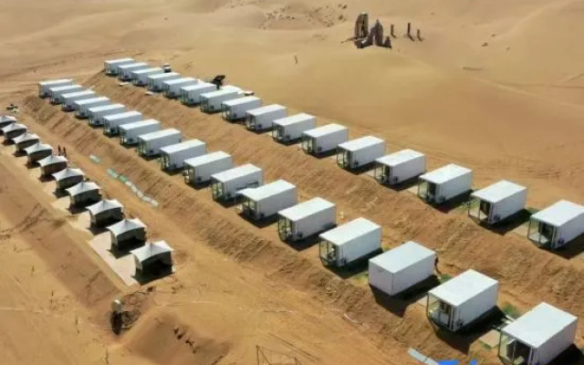 Enjoy the Starry and Desert Scenery Hotel