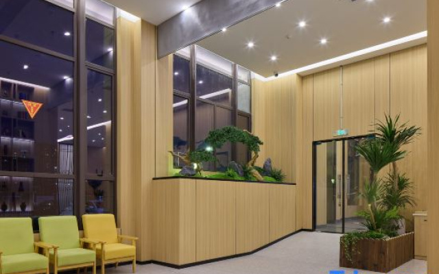 ALL IN Hotel (Yongning Park Wuyue Shopping)