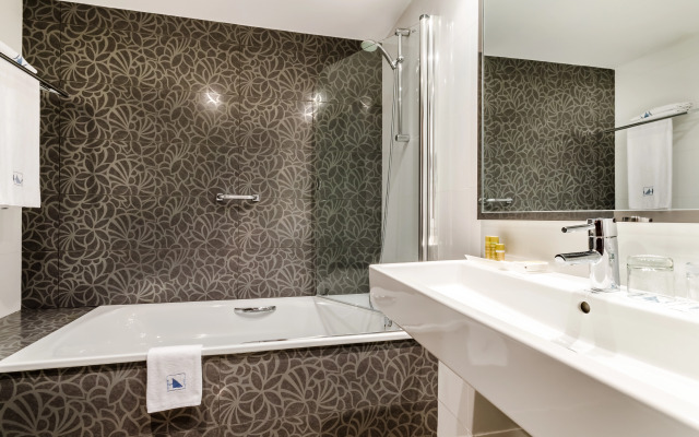 Eurostars Executive Hotel