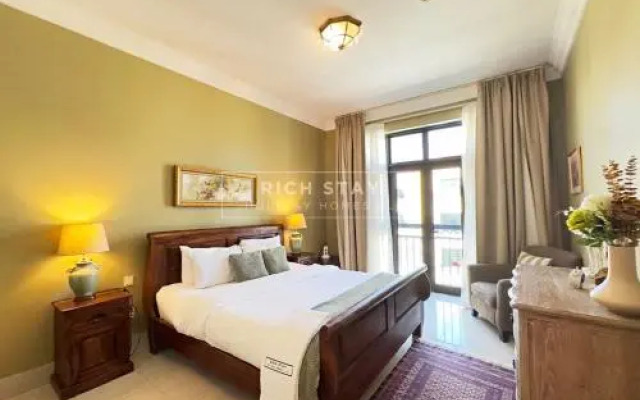 Sensational 1BR apartment in Tajer, Souk Al-Bahar
