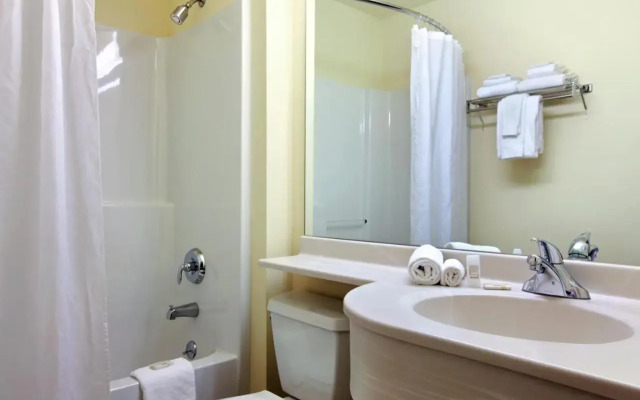 Microtel Inn & Suites Rincon