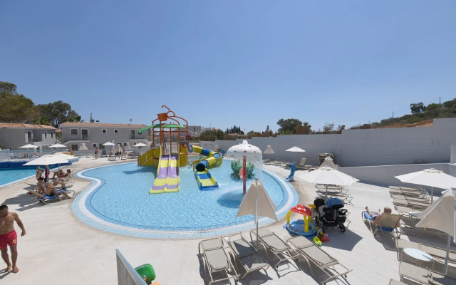Narcissos Waterpark Resort