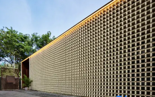 Half Ocean Half Mountain Hotel(Haitang Bay Wuzhizhou Island Store)