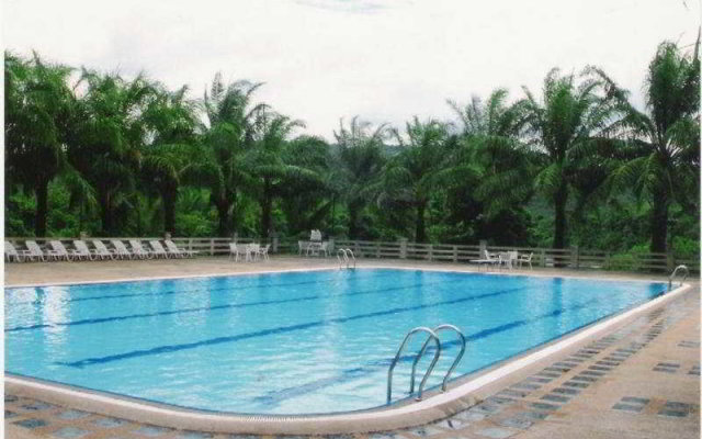 Sai Yok Country Resort & Spa