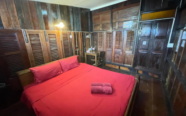 Baan Are Gong Riverside Homestay