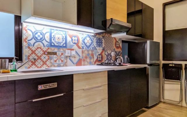 CoHaus 8 Studio & Kitchen