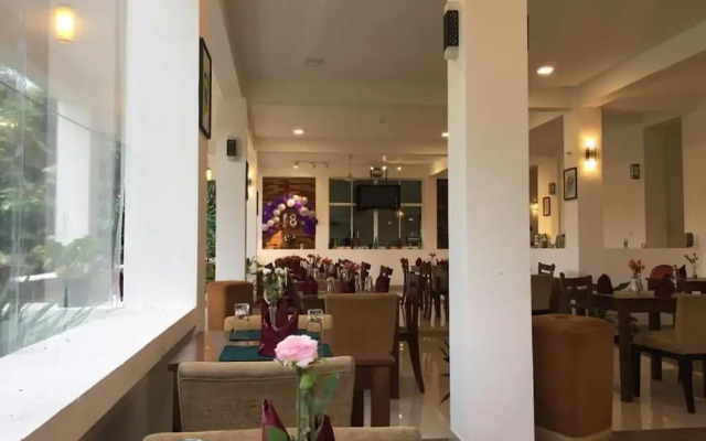 Kandy Rivers Edge Nature Resort