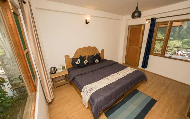 One Light Hostel