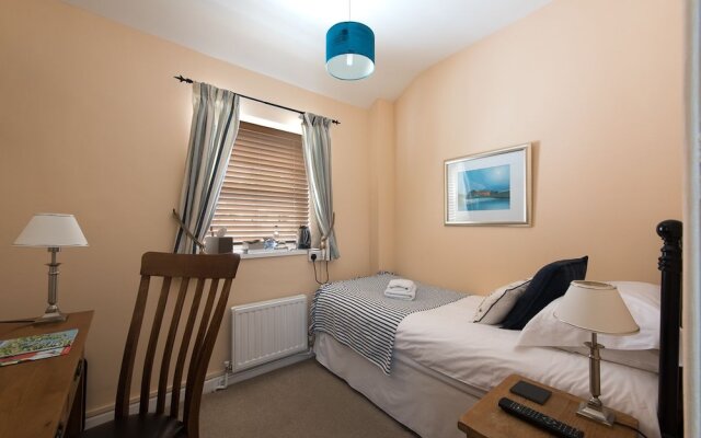Cliftons Guest House