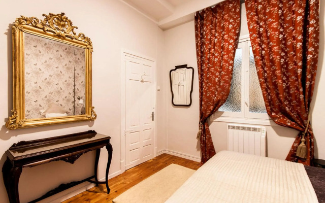 Heart of Pamplona Palace
