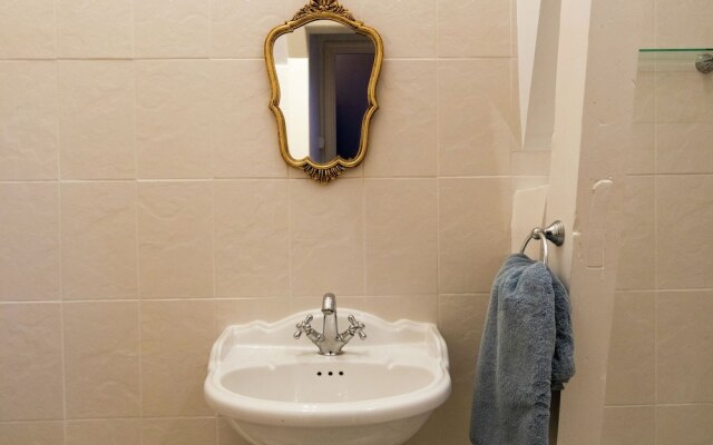 Upscale Mansion in Brouchaud With Views Across Private Pool