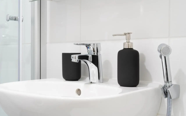 ULEABO Modern 37m2 Studio