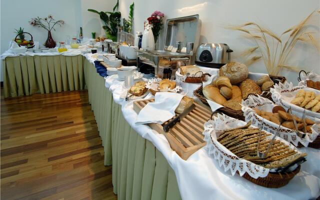 Marin Hotel
