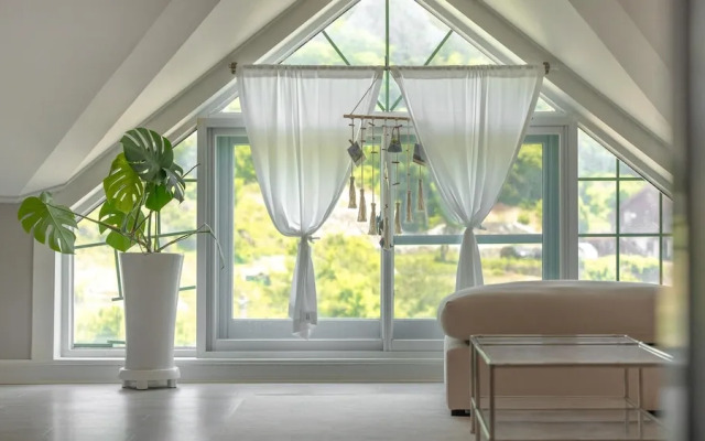 Yeosu Canada meo Village pet Pension