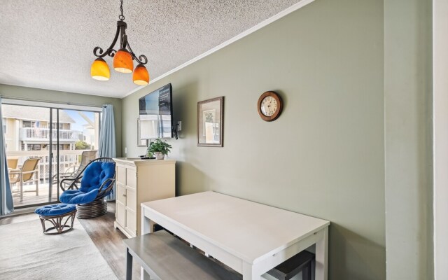 Sandpiper Cove 1053 1 Bedroom Condo by RedAwning