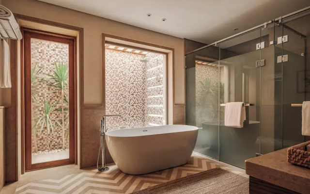 Sakhra  & Spa, Almaza Bay