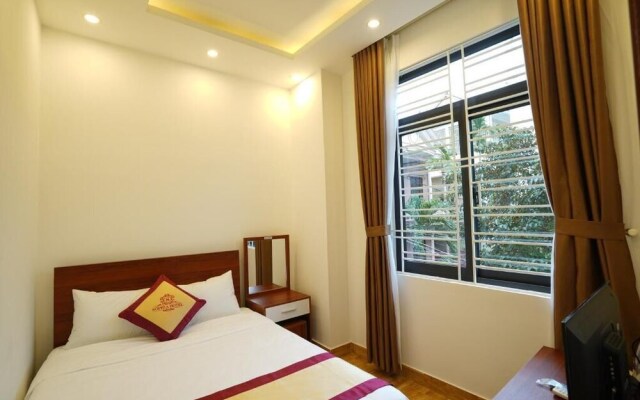 Sapphire Hotel - Hostel