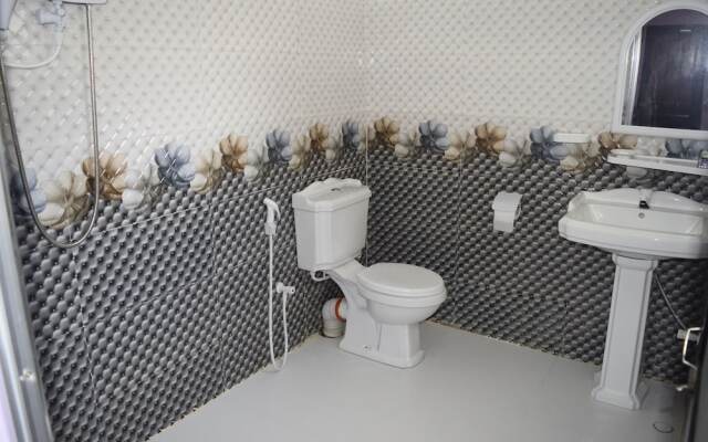 Gloriya Mathews Family Guest House