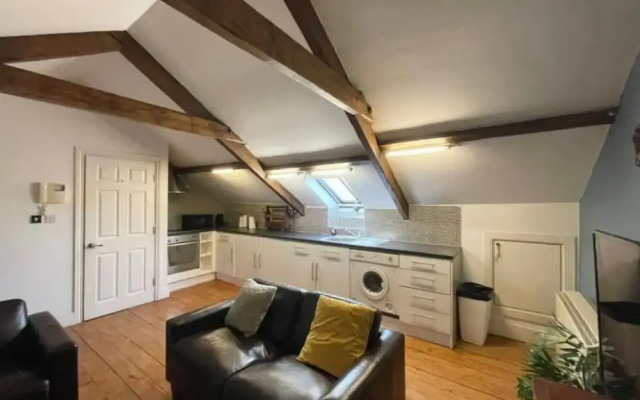 City Centre 2bed Apartment Wi-fi Parking
