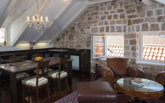 Villa Mirabilis, stunning superior villa, Dubrovnik Old Town