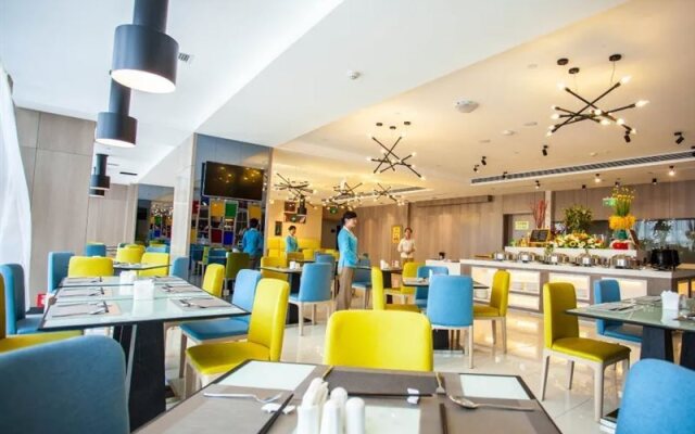 Echarm Hotel Wuhan Jiangxia Zhongbai Plaza