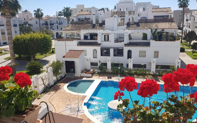 New apartment urb frontline with garage+AC+netflix