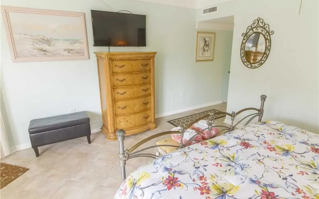 Island House B107 - Two Bedroom Condo
