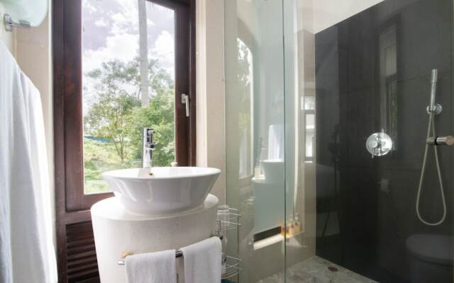 2 Br Luxury Villa SDV141 near the beachfront by Samui Dream Villas