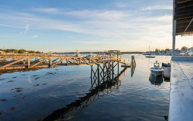 Boothbay Harbor Oceanside Inn