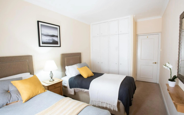 Park Lane Apartments - Shaw House