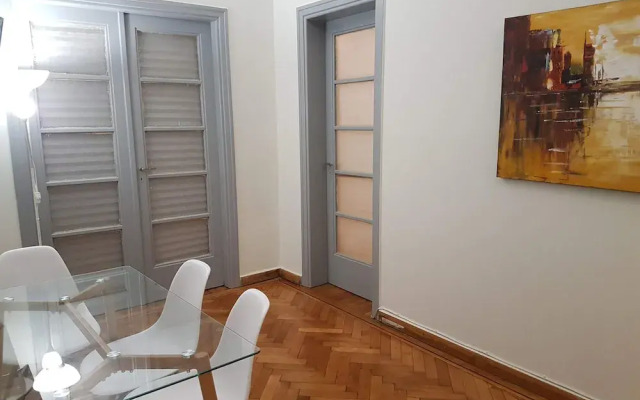 Erra - Taupe - Athens Center,140m²,4 BD,2 BATH