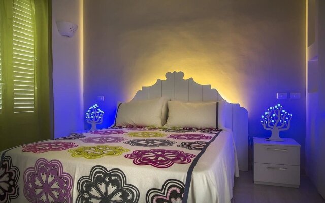 TRACADERO Beach Club and Holidays Rentals