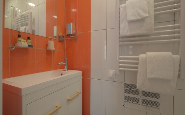 Logis Hôtel l'Essille