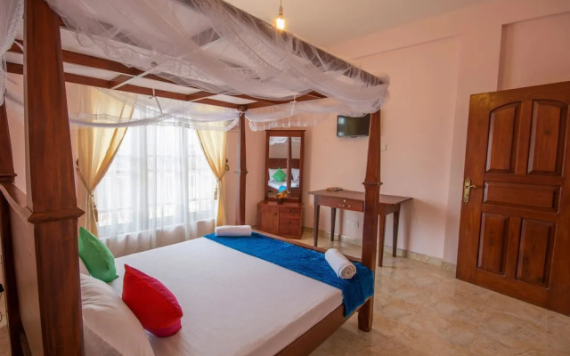 roylanka inn