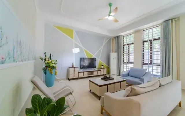 Haitang Bay Mooring Bay Inn