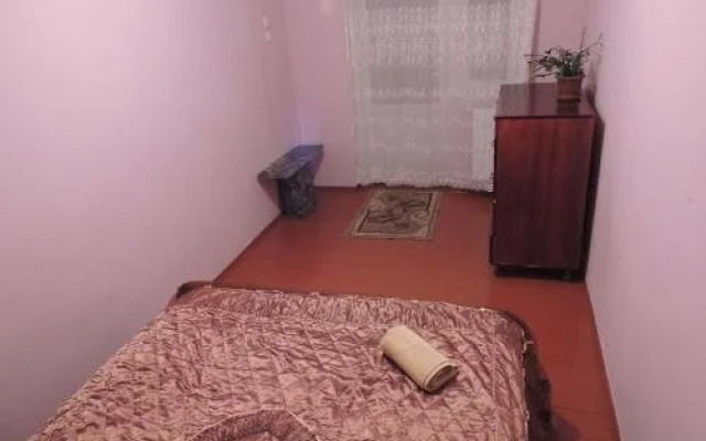 Roza Guesthouse