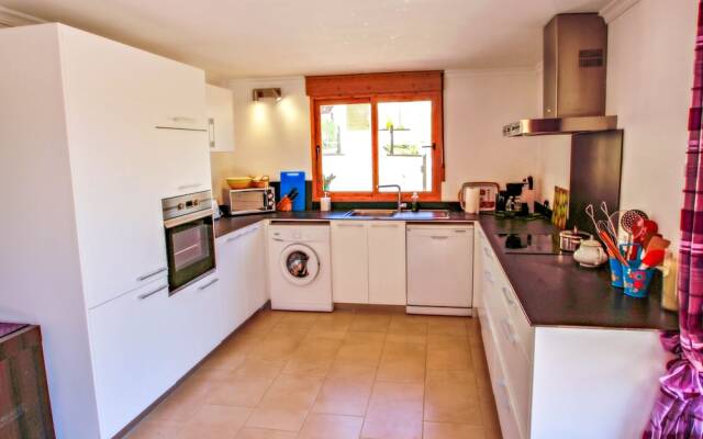 Alice Holiday Home With Private Swimming Pool In Benissa